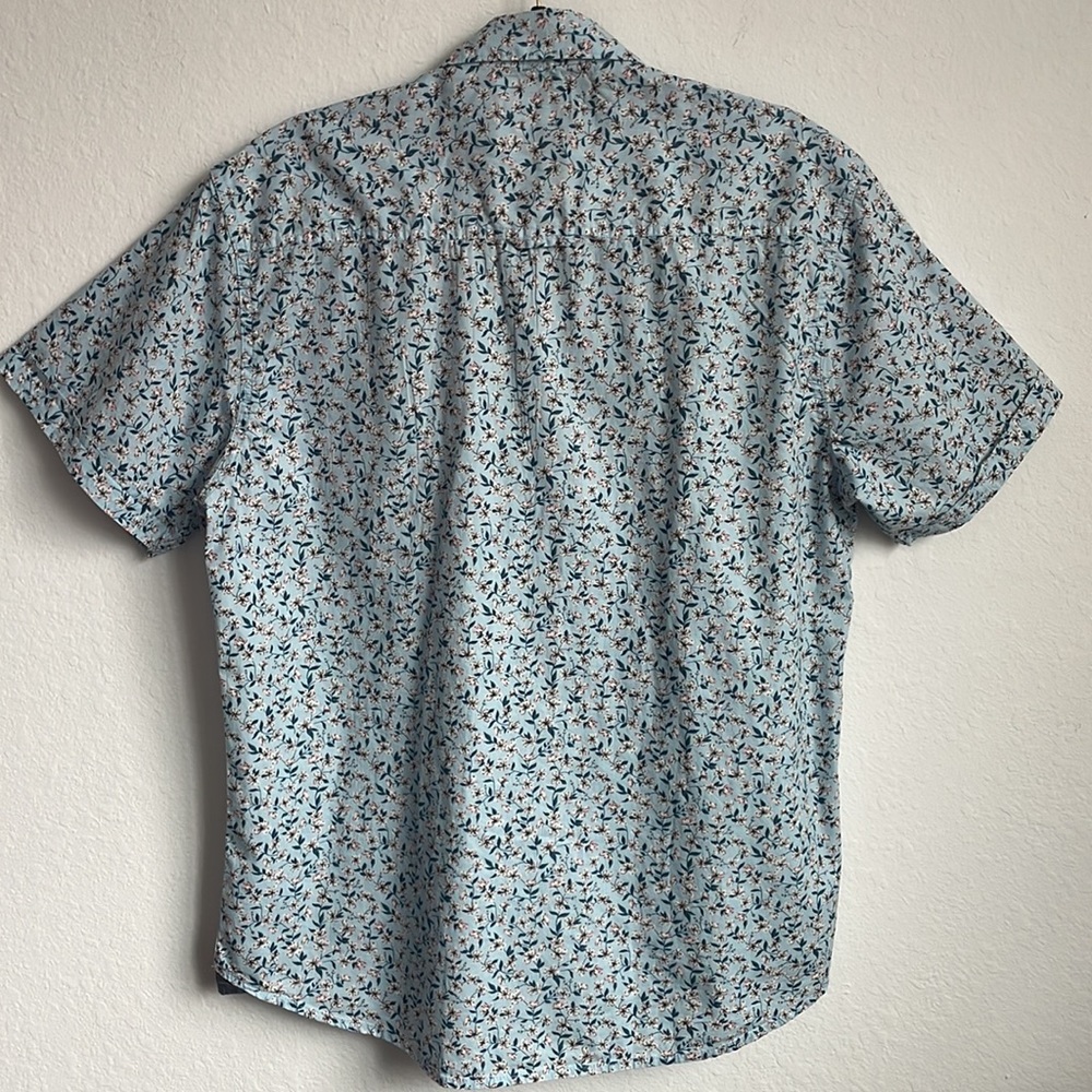 Thread & Cloth - Picture 5 of 10